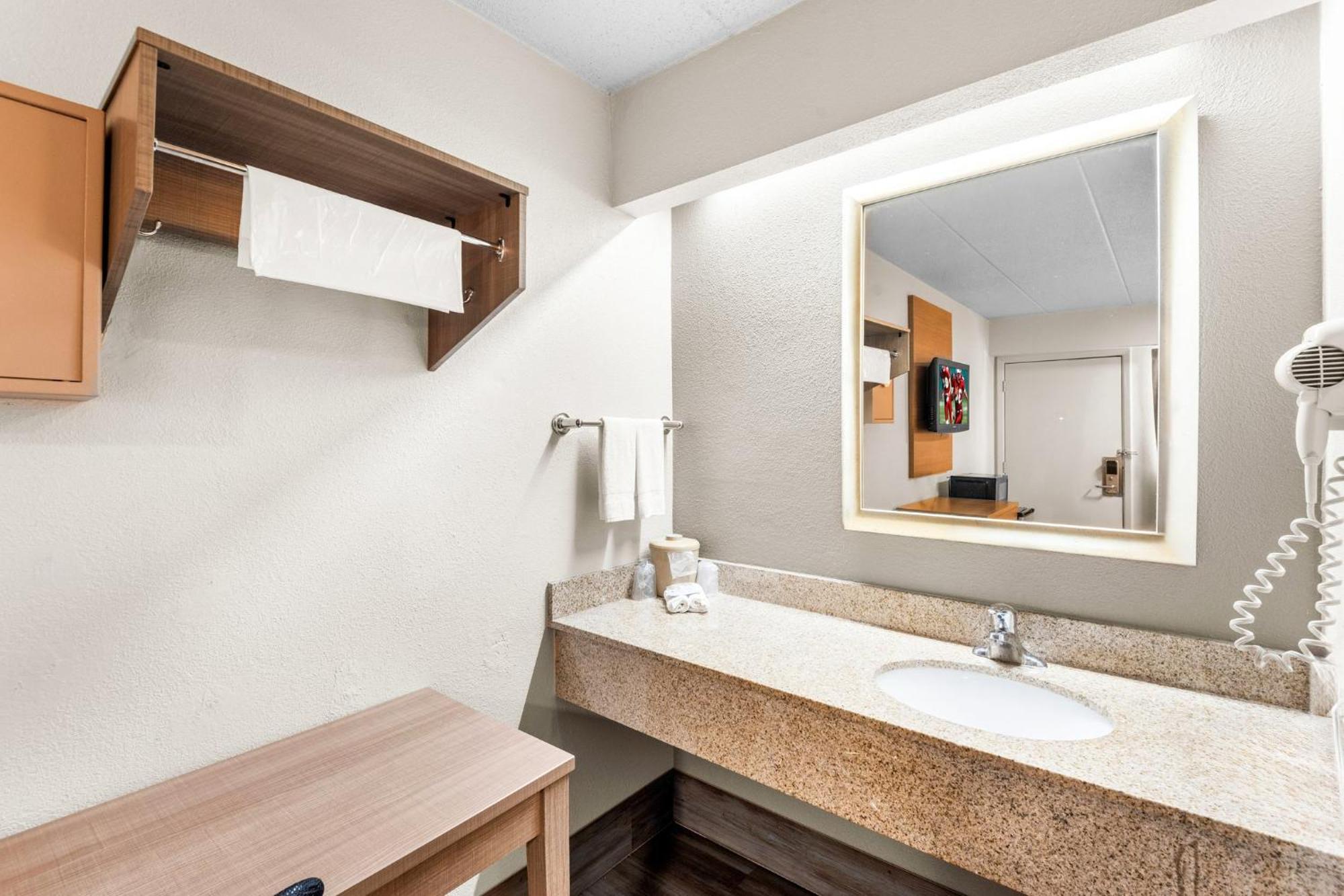 Red Roof Inn Indianapolis North - College Park Екстер'єр фото