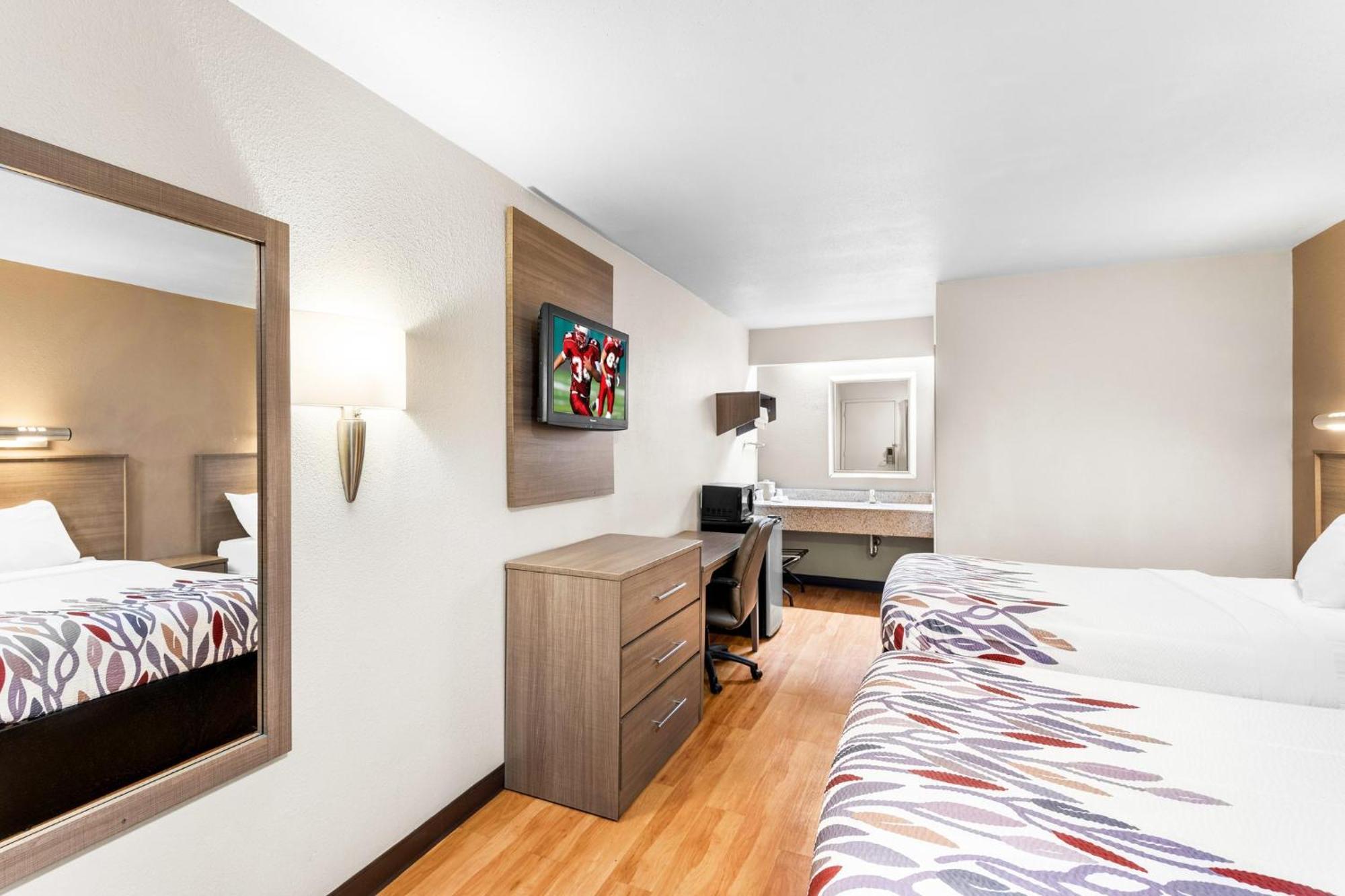 Red Roof Inn Indianapolis North - College Park Екстер'єр фото