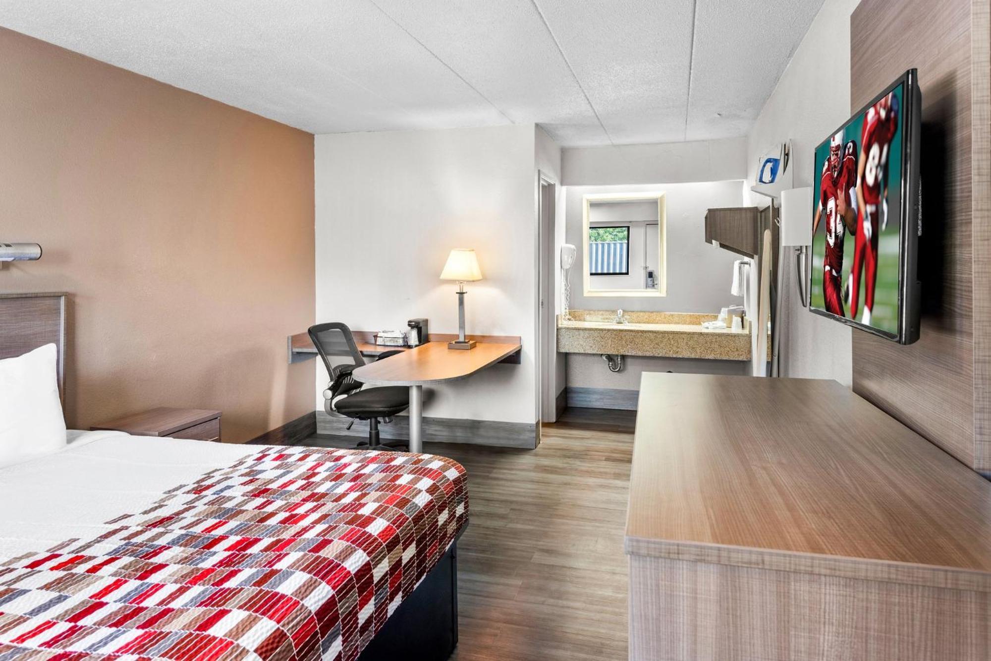 Red Roof Inn Indianapolis North - College Park Екстер'єр фото