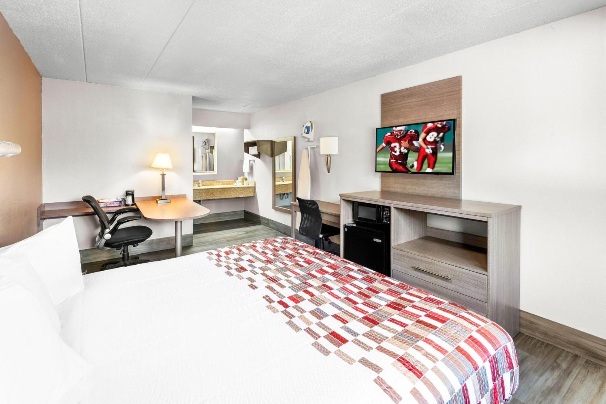 Red Roof Inn Indianapolis North - College Park Екстер'єр фото