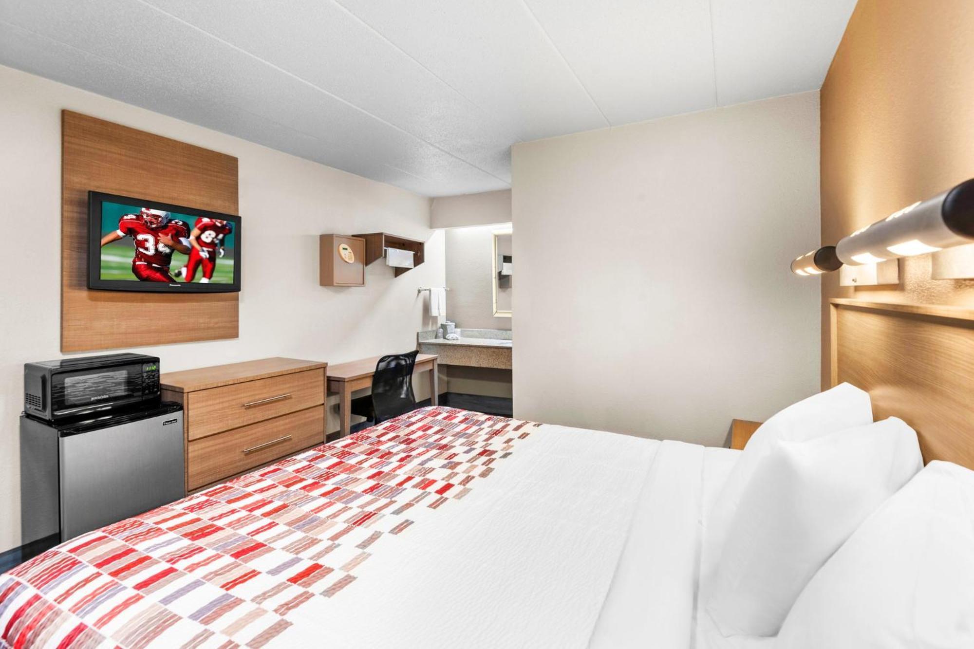 Red Roof Inn Indianapolis North - College Park Екстер'єр фото