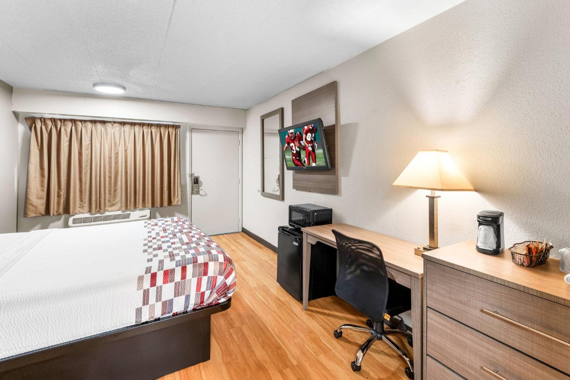Red Roof Inn Indianapolis North - College Park Екстер'єр фото